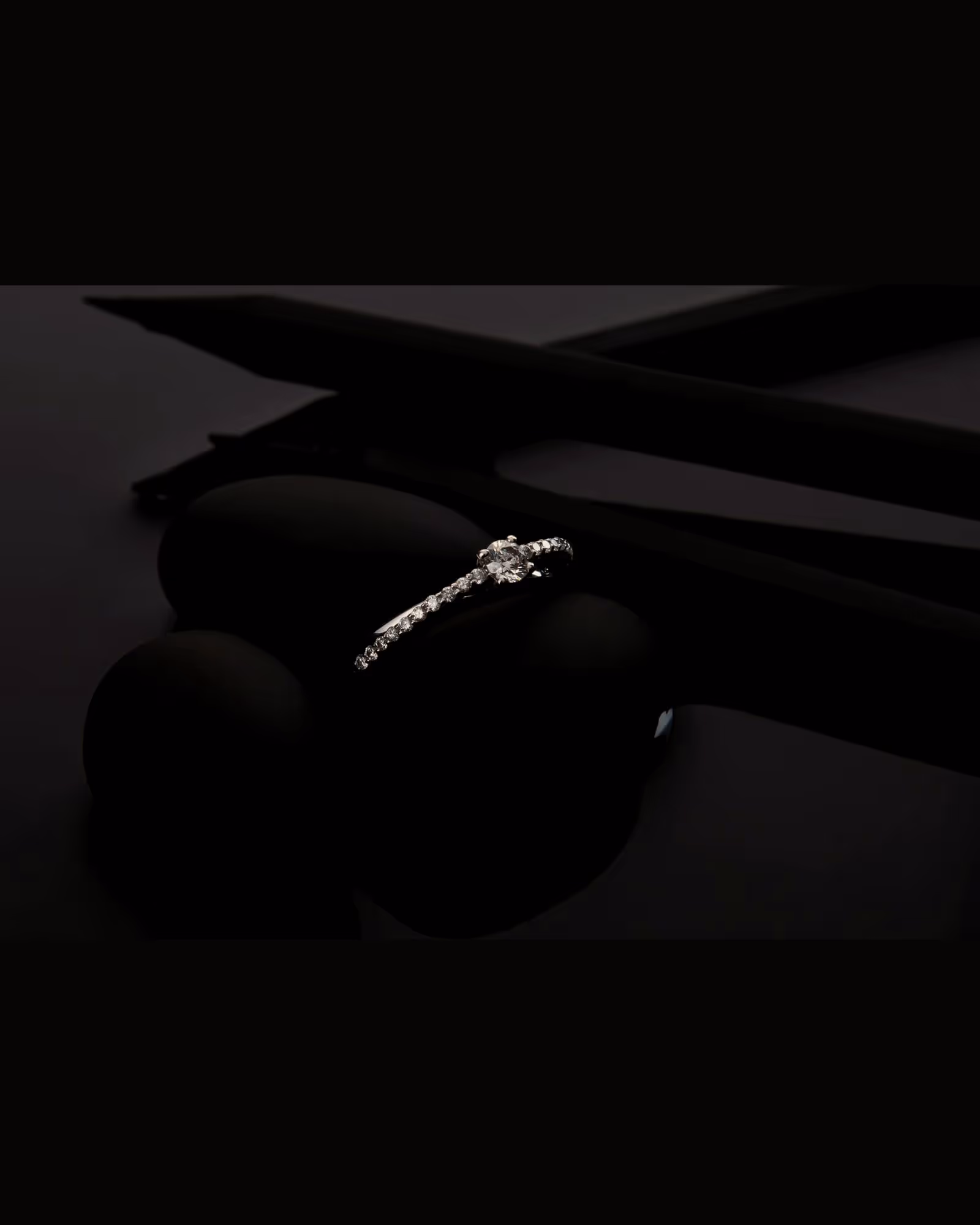 Full Eternity, 2mm — 18K white · 1.45 ct tw · G / VS